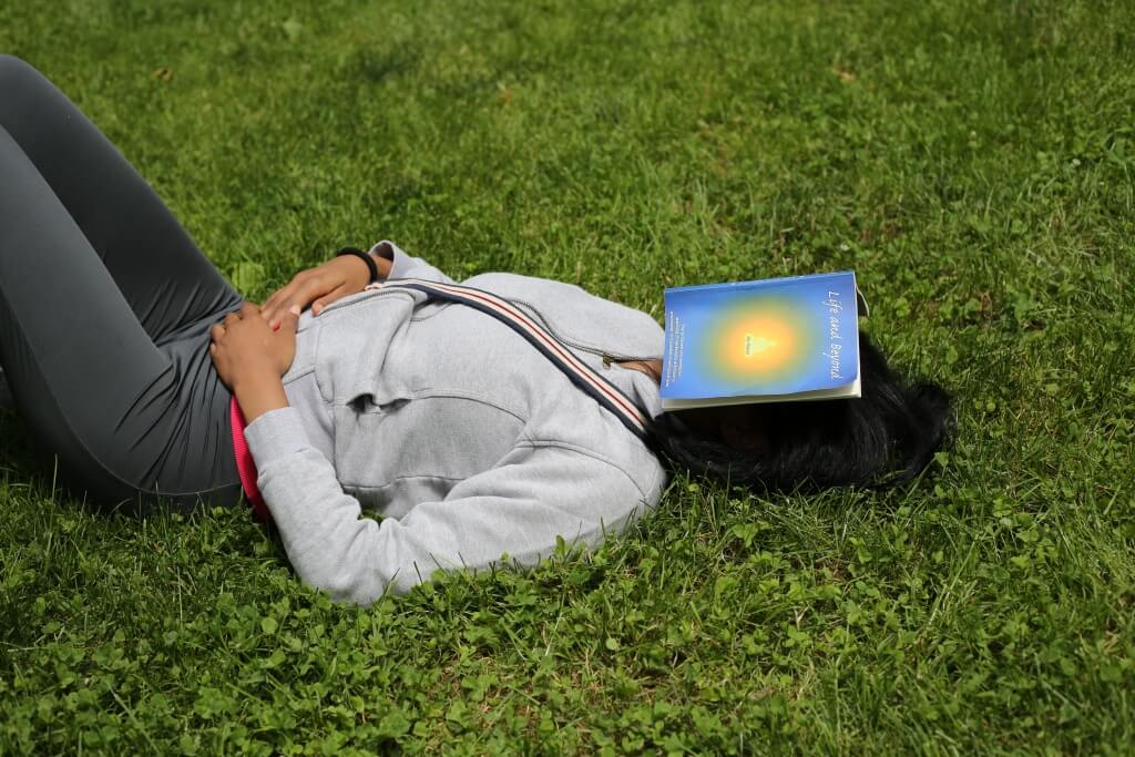 life_and_beyond_565073