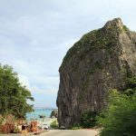 伊良部島ヤマトブー大岩はどんなスポット?自然のパワーが感じられる!